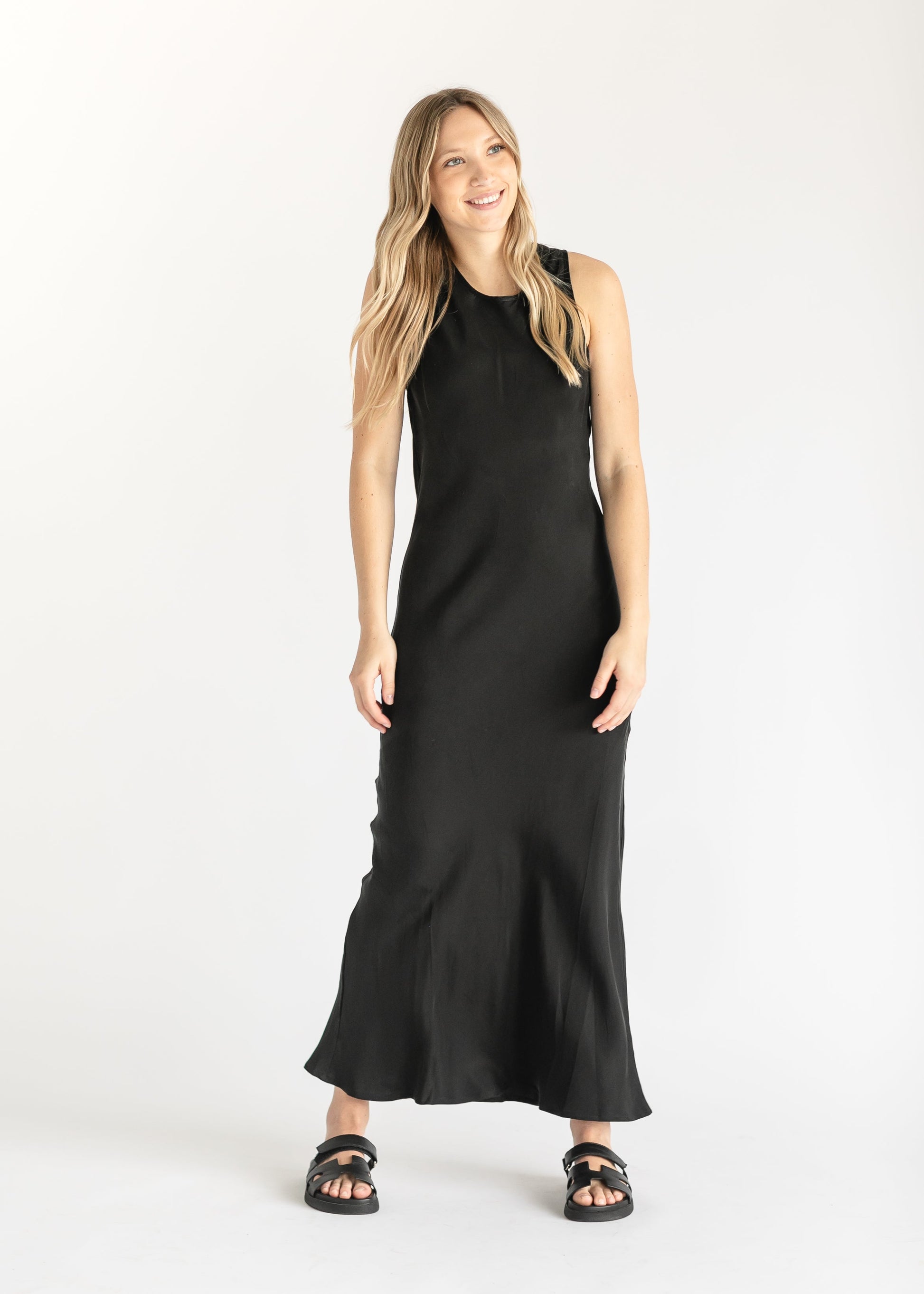 Black Tank Sleeve Maxi Dress FF Dresses