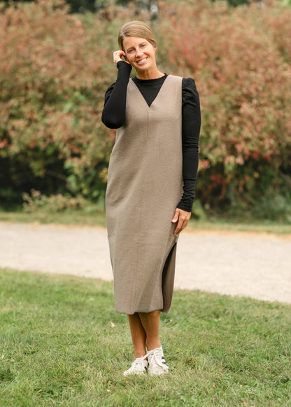 Boucle Soft Sleeveless Midi Dress FF Dresses