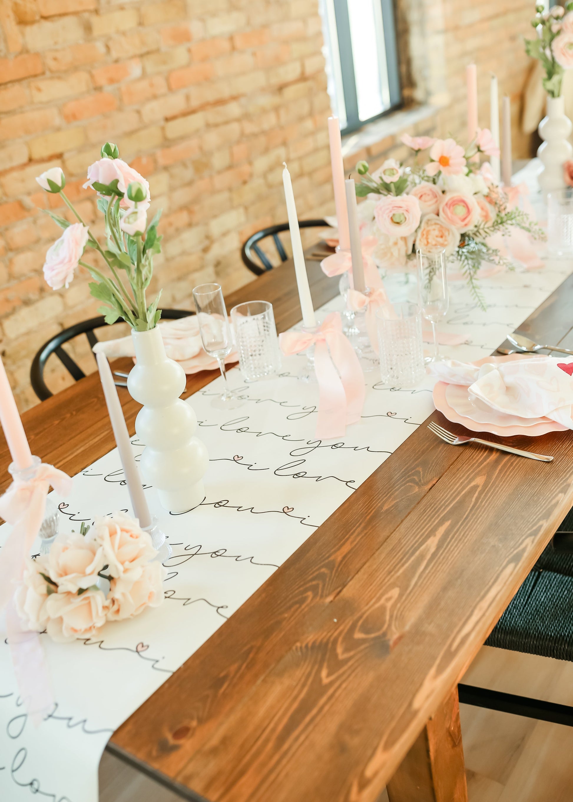 I Love You Paper Table Runner Gifts