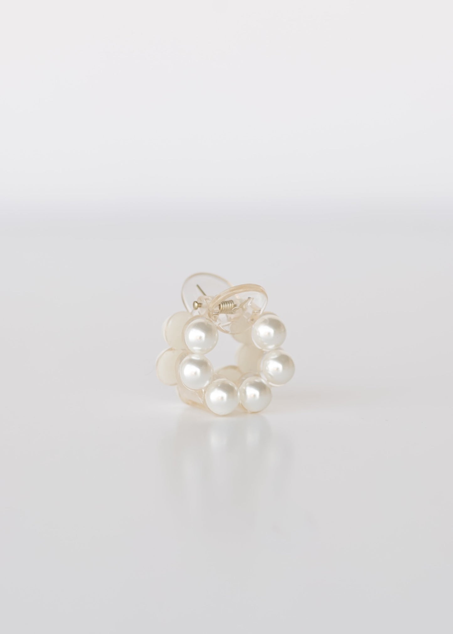 Pearl Circle Claw Hair Clip Accessories