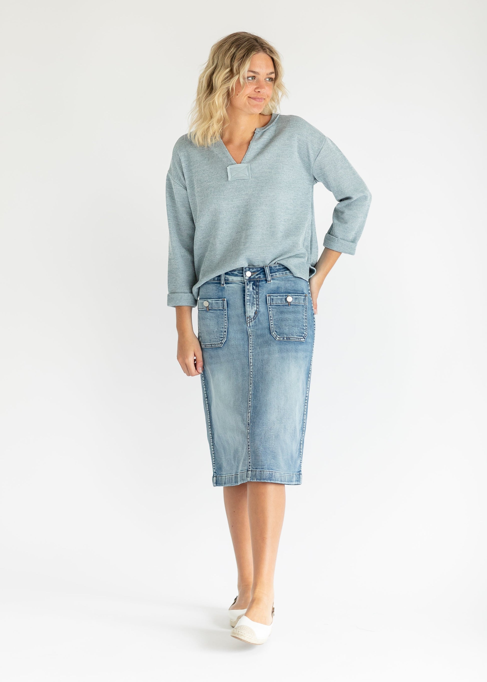 Tully 3/4 Sleeve Raw Hem Knit Top FF Tops