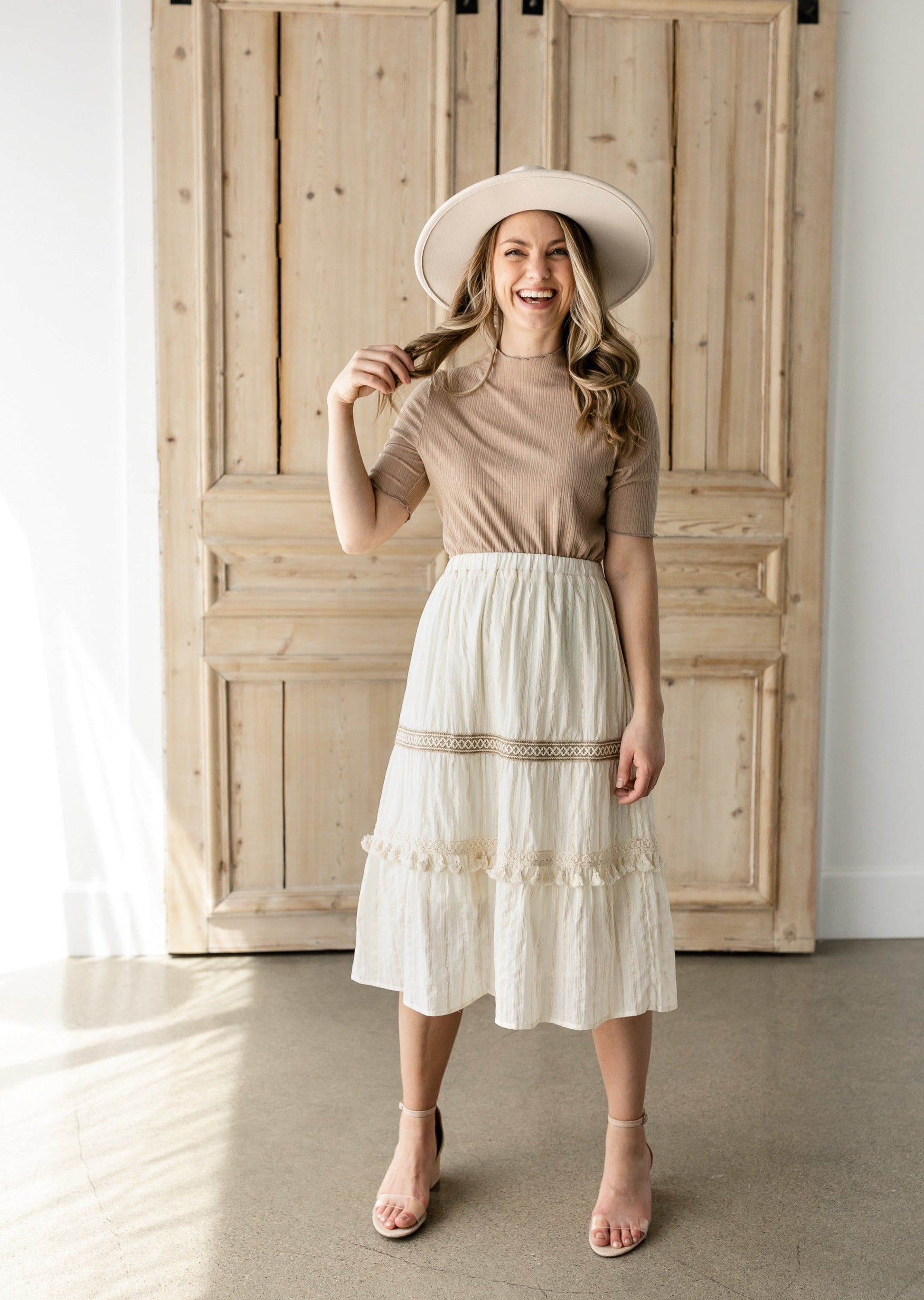 Cream Midi Skirt With Contrasting Lace Detail Skirts Polagram