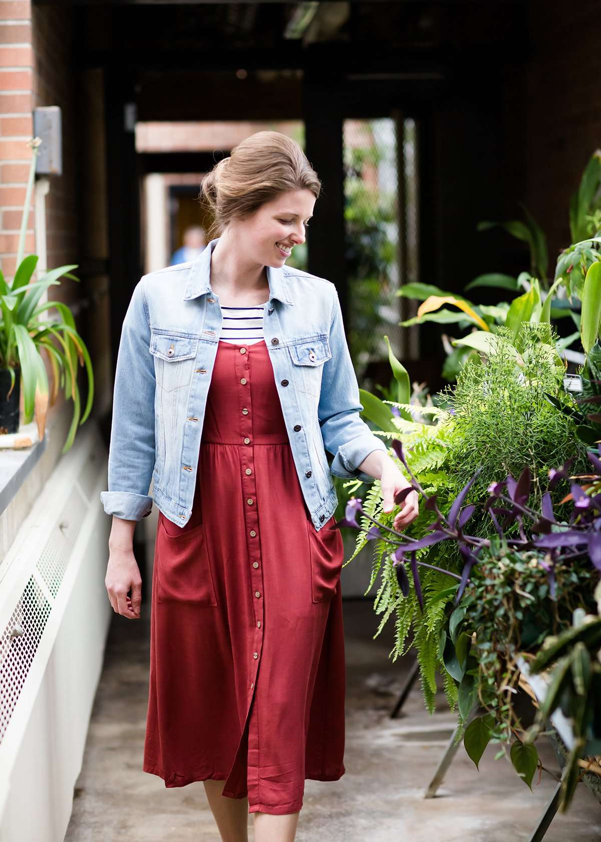 Modest women's light denim jean jacket