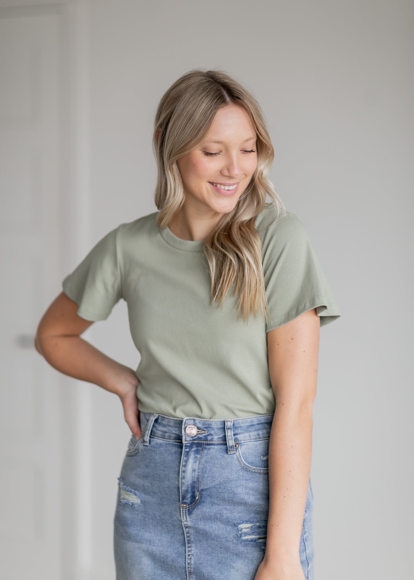 Essential Flutter Sleeve Top Tops Light Olive / XS