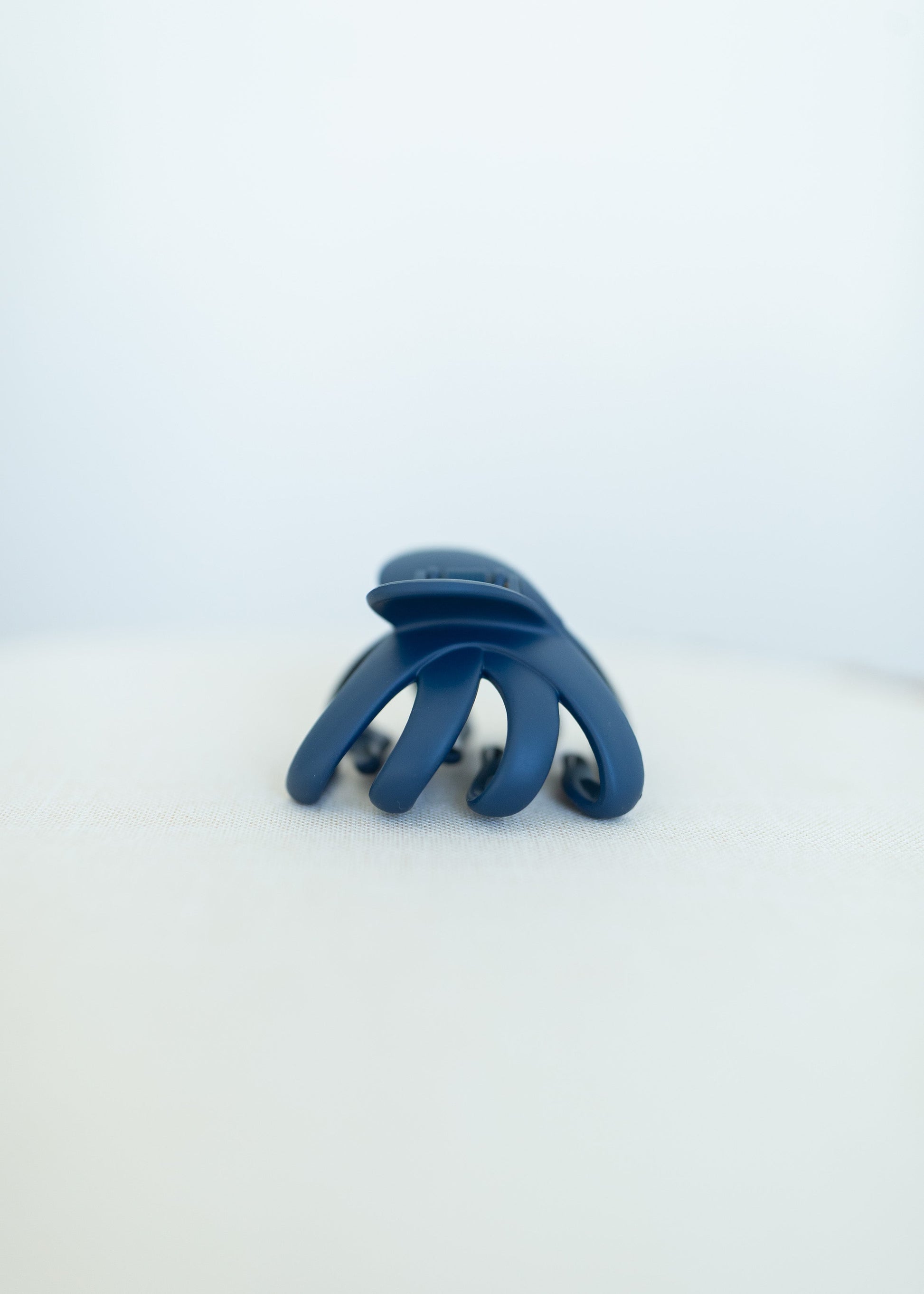 Fashion Round Hair Claw Clips Accessories Navy