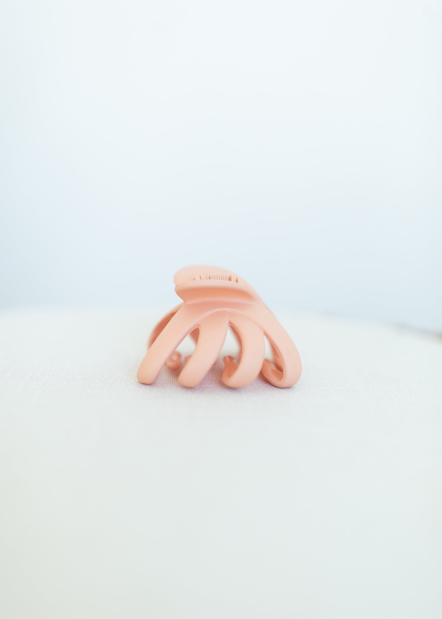 Fashion Round Hair Claw Clips Accessories Peach