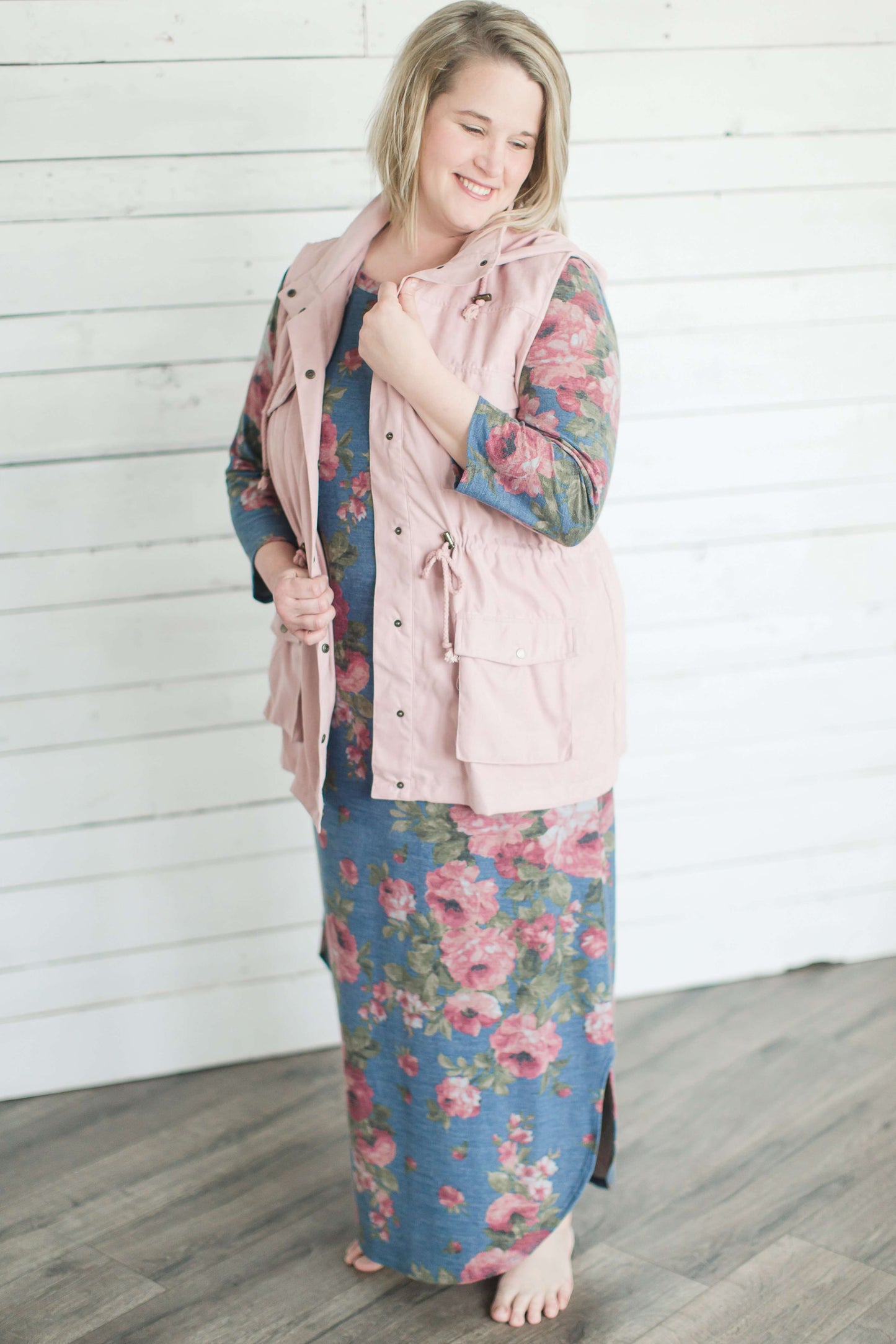 Plus size floral modest maxi dress