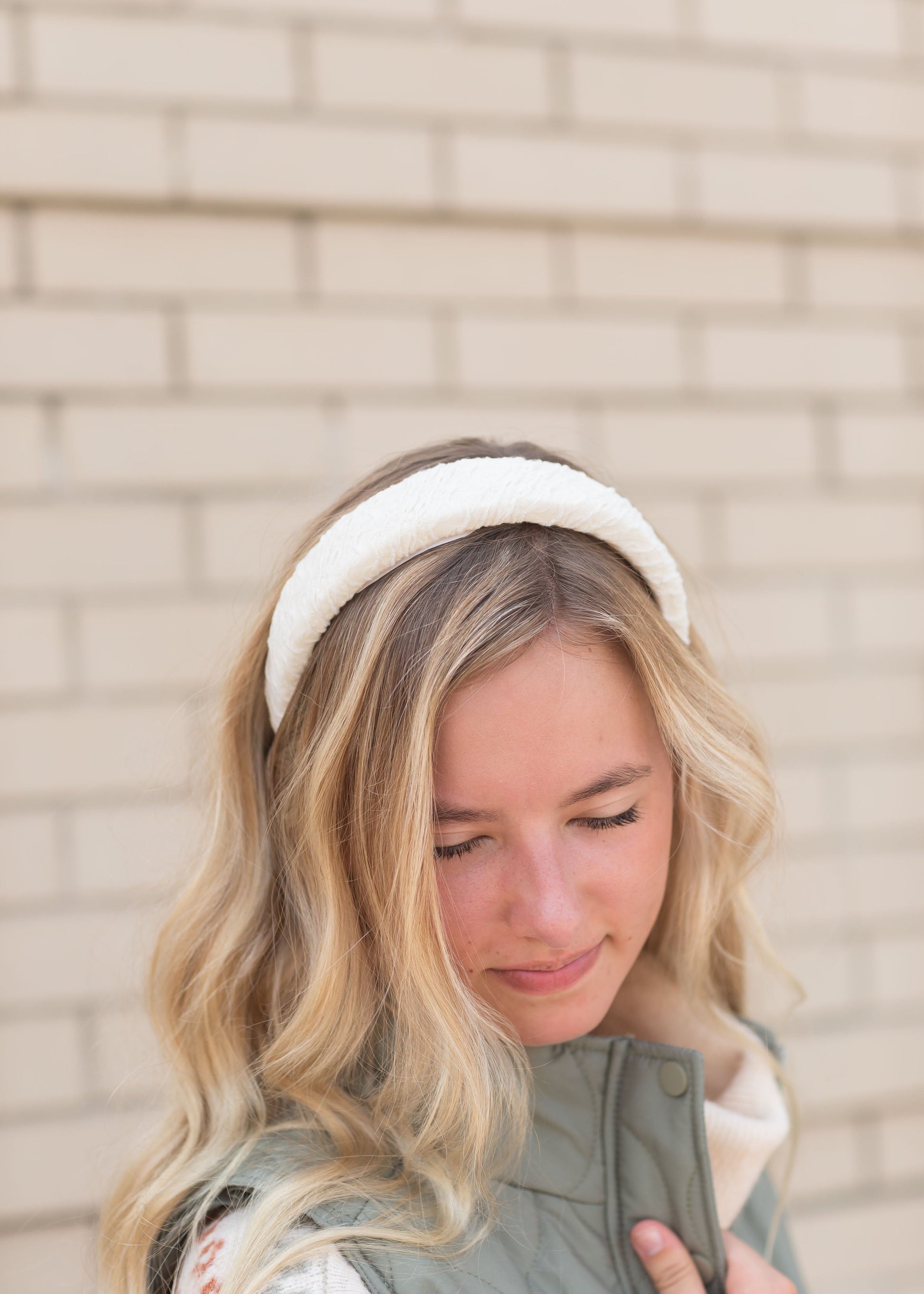 Ivory Textured Headband Accessories