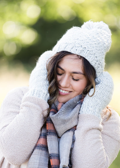 gray fleece lined mango yard hat and mittens