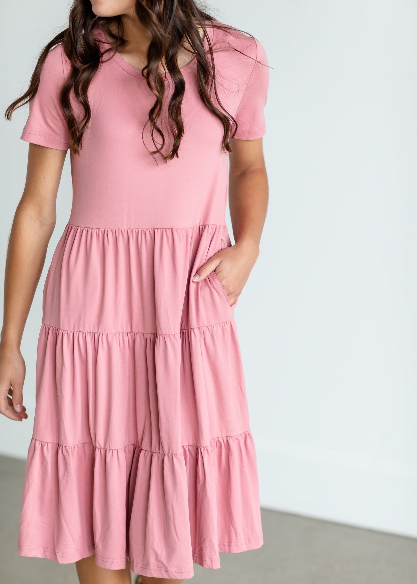 Mauve Short Sleeve Tiered Midi Dress Dresses