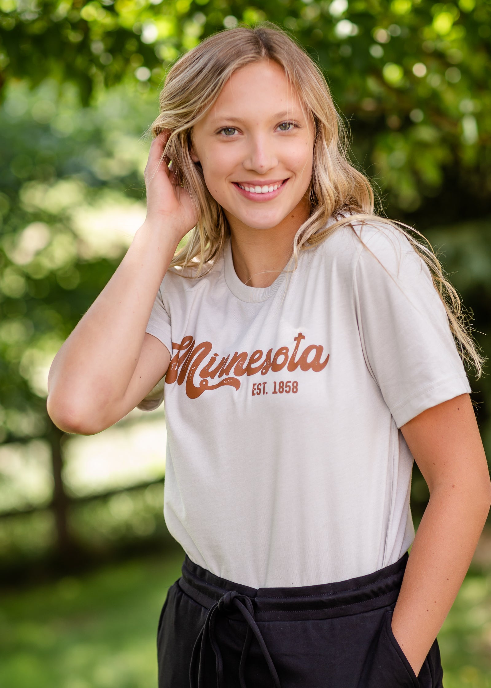 Minnesota Cream Short Sleeve Tee Tops