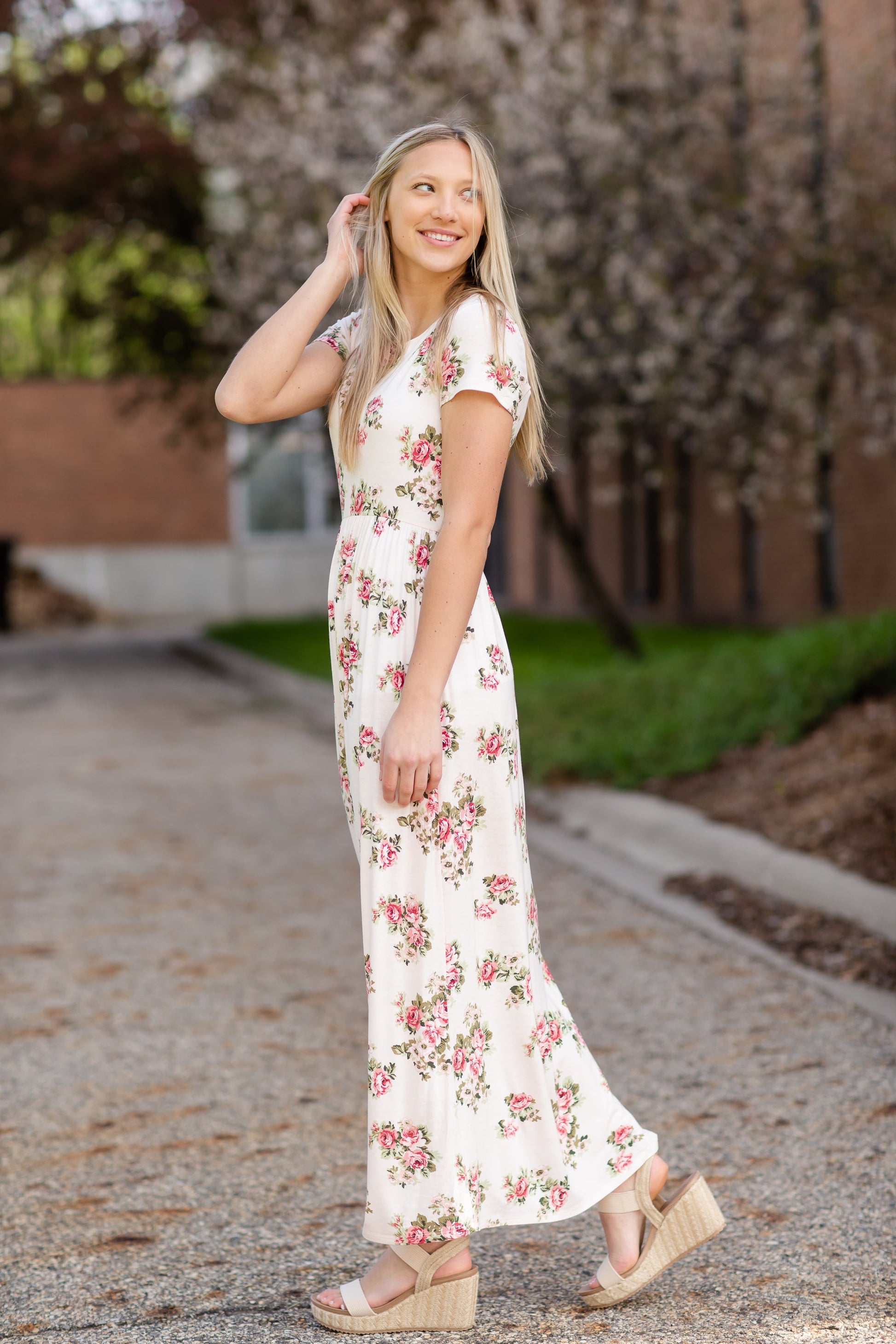 Pink Floral Cinched Waist Maxi Dress Dresses