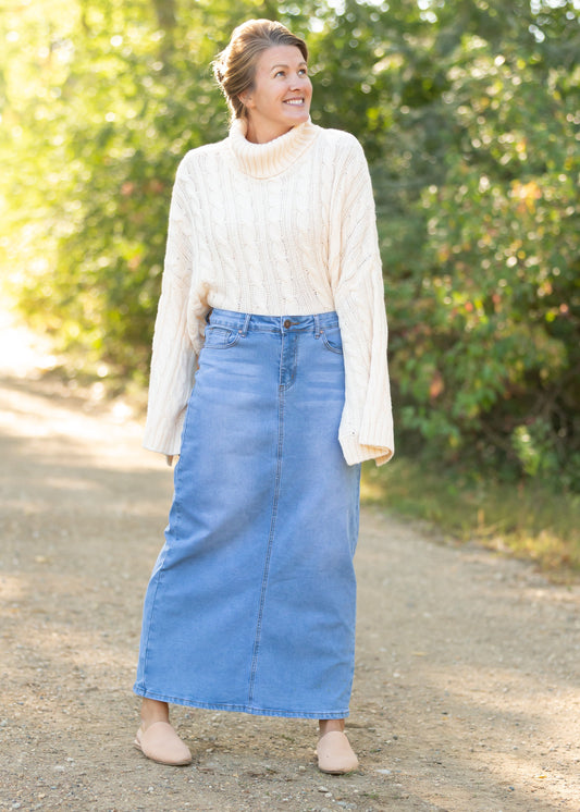 Sloan Knit Cream Short Sweater Tops