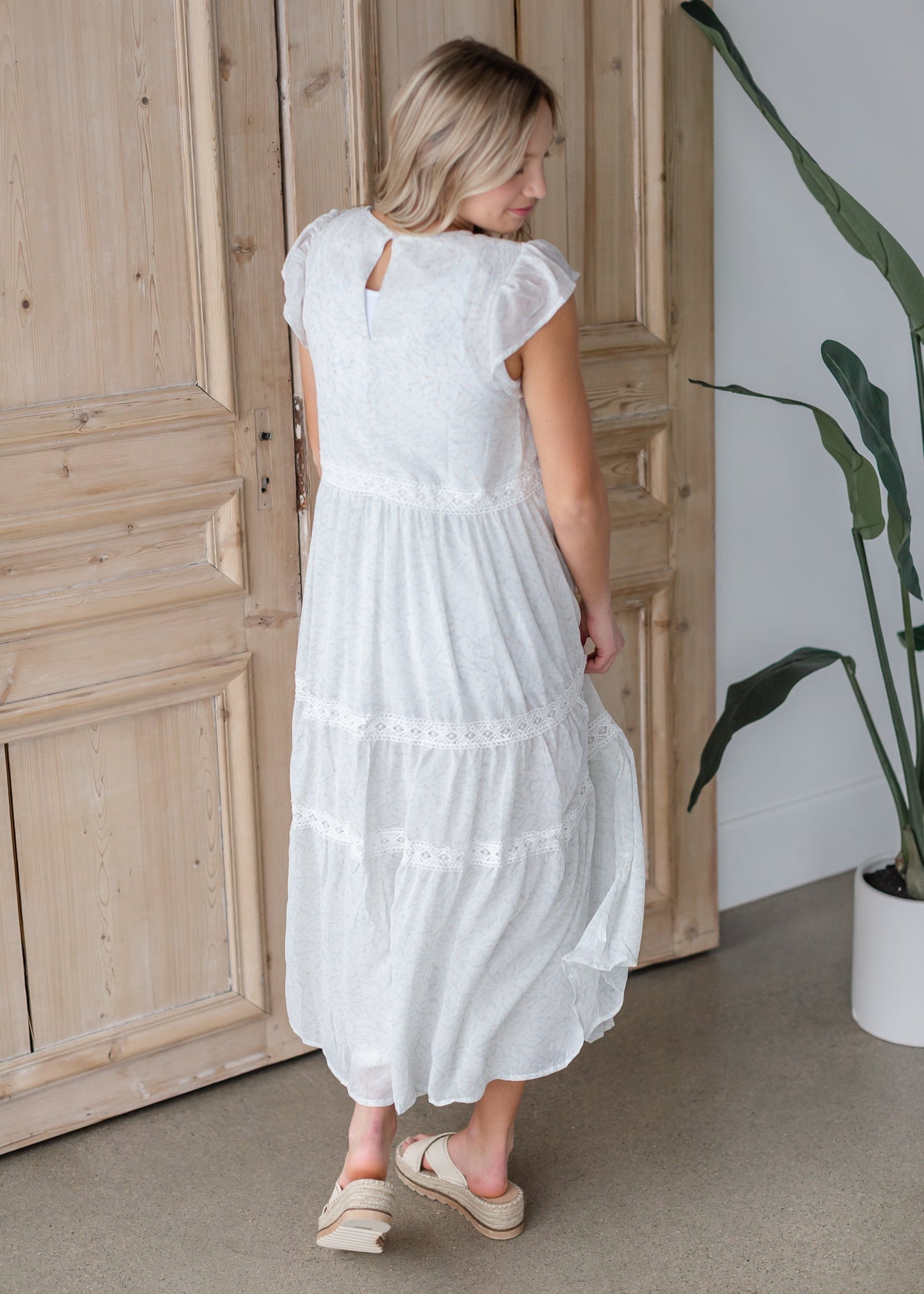 Tiered Maxi Dress with Lace Trim Detail Dresses Polagram