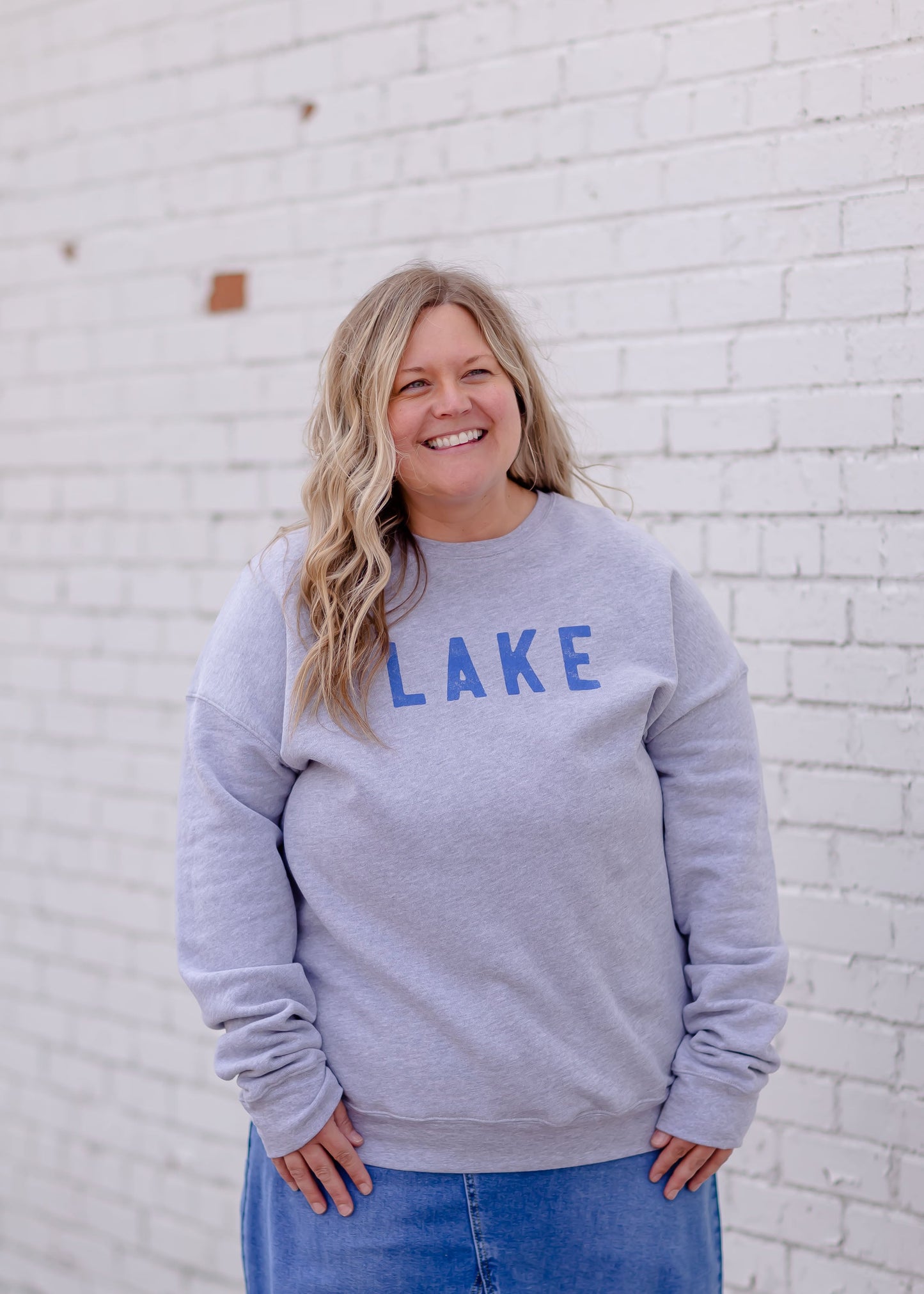 Unisex Lake Crewneck Sweatshirt Tops